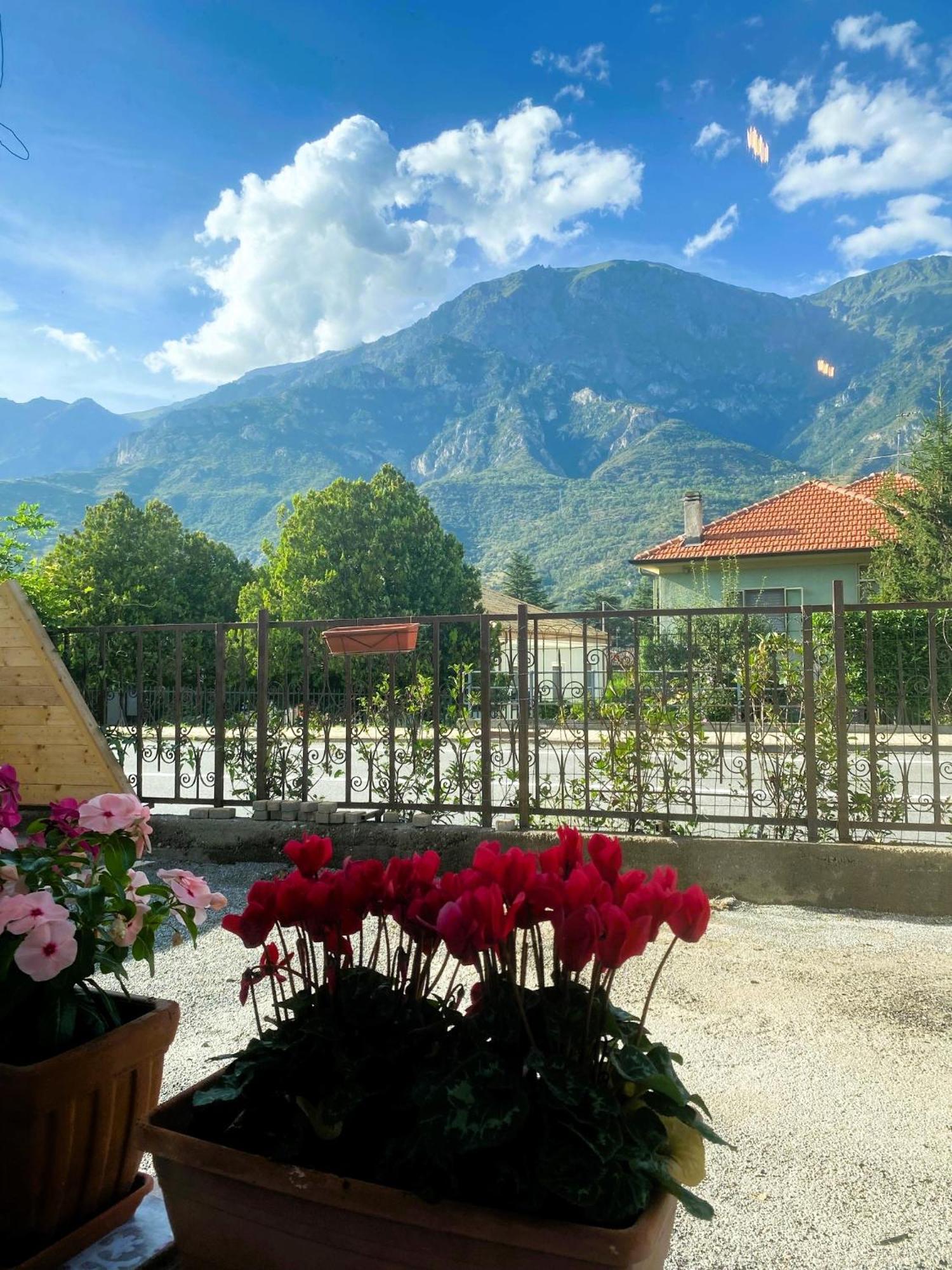 Magazzini Sasso Guest House Bussoleno Buitenkant foto